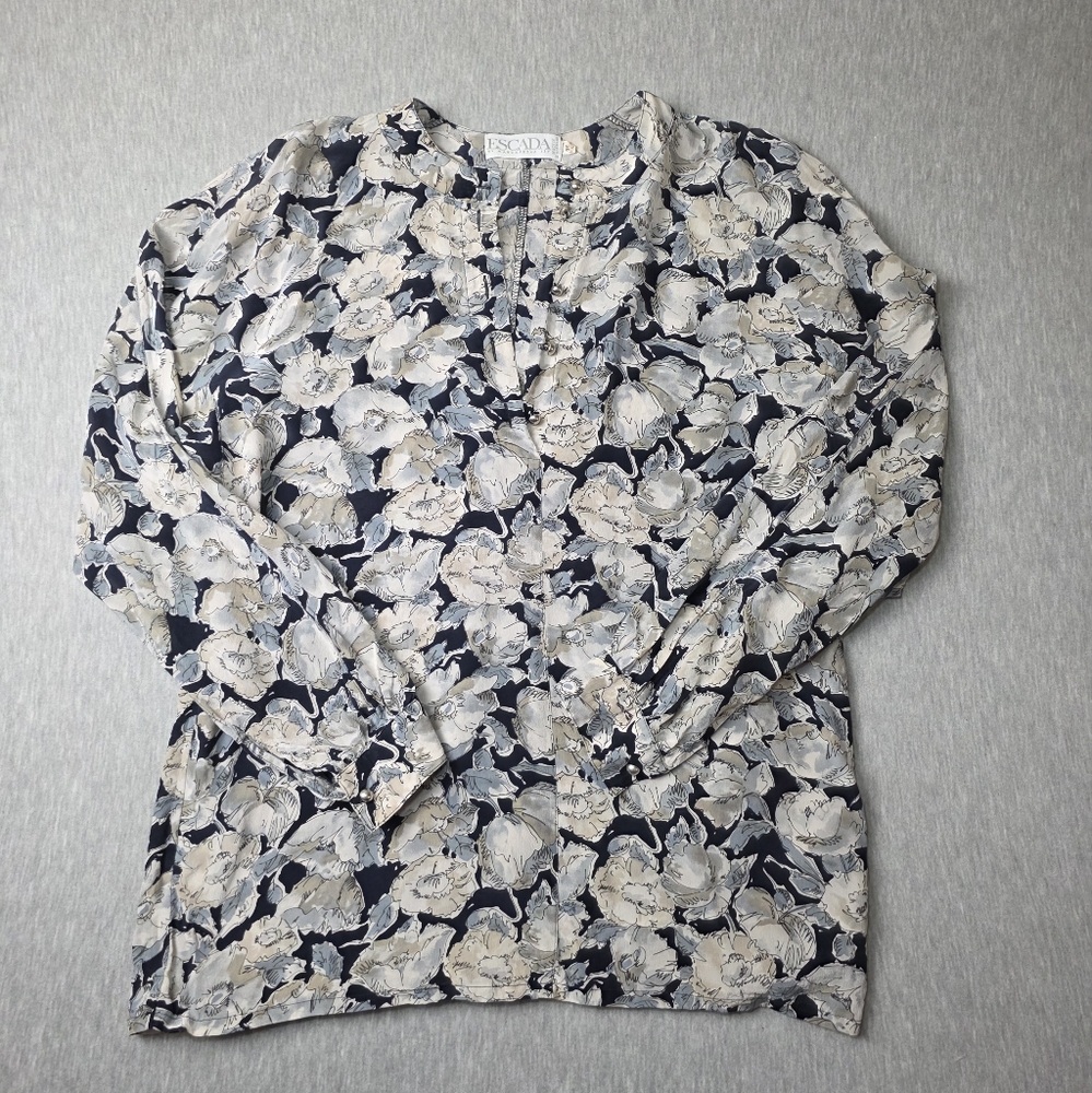 Vintage Escada Navy and Cream Floral Blouse Size 38 100% Silk